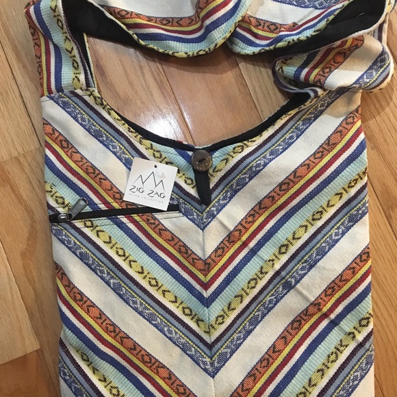 Zig Zag bag with one strap, zipper closure - Picture 2 of 4